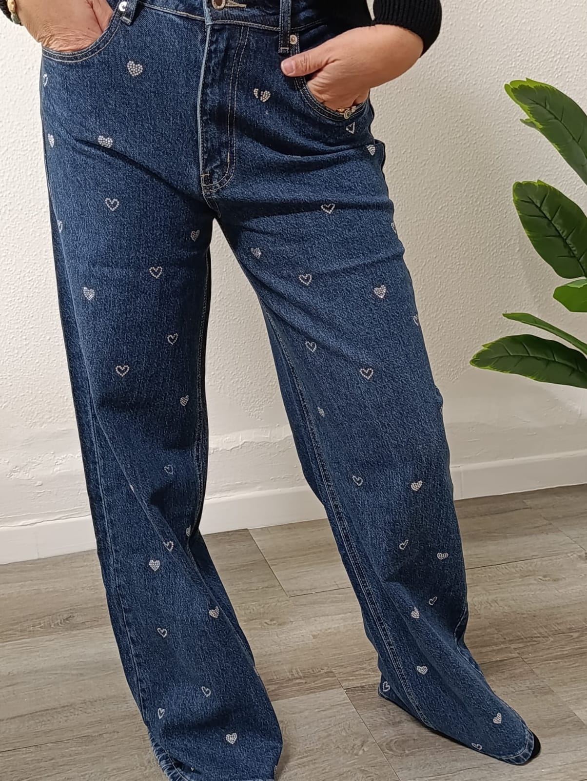 JEANS CON CUORICINI