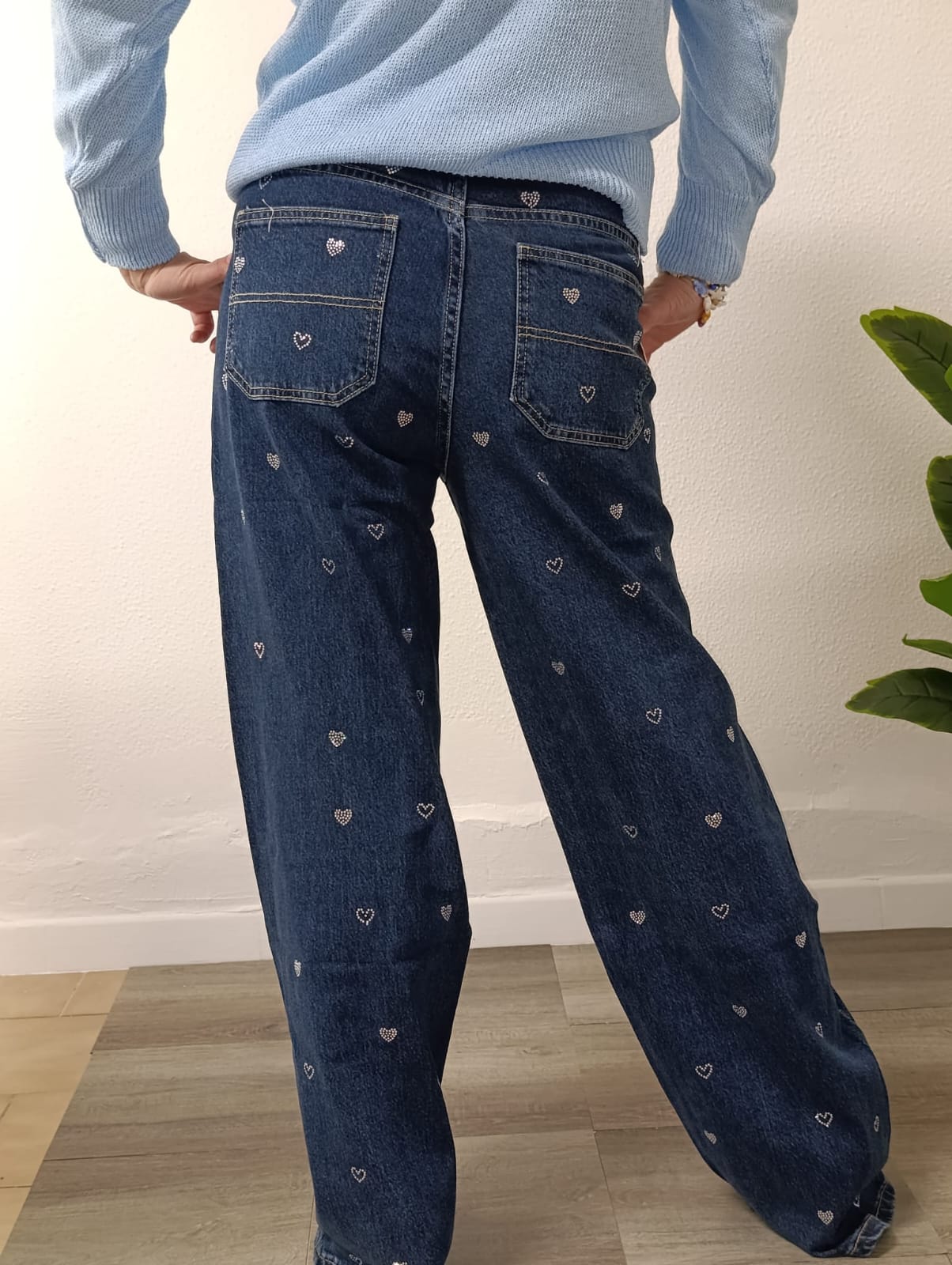 JEANS CON CUORICINI